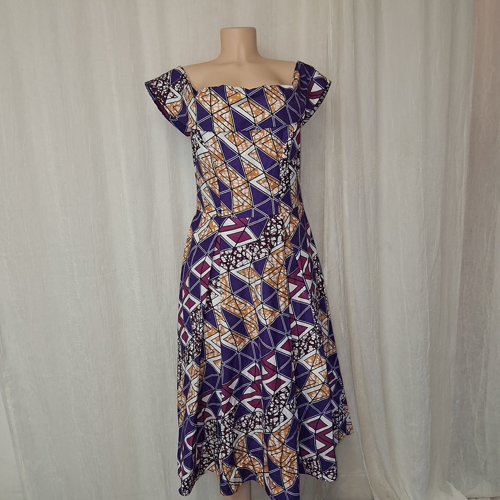 NIARA New Woman Size 12/36 Elegant High-Low Geometric Dress in Purple and Gold - Picture 4 of 17
